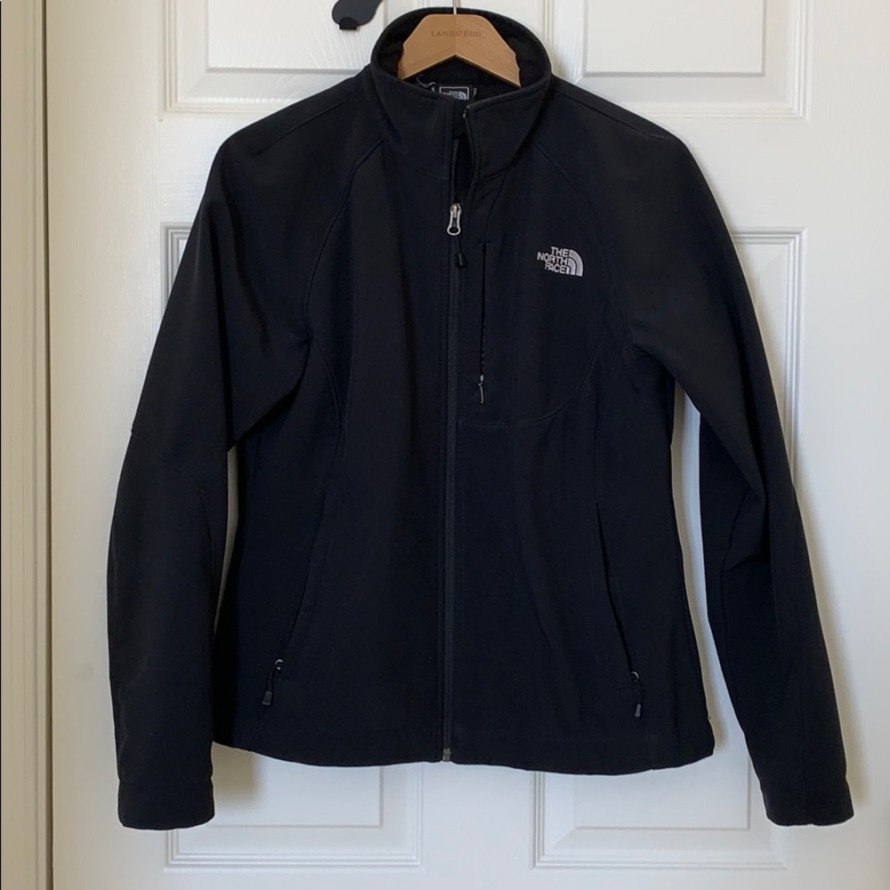 The north face women’s zip up jacket
